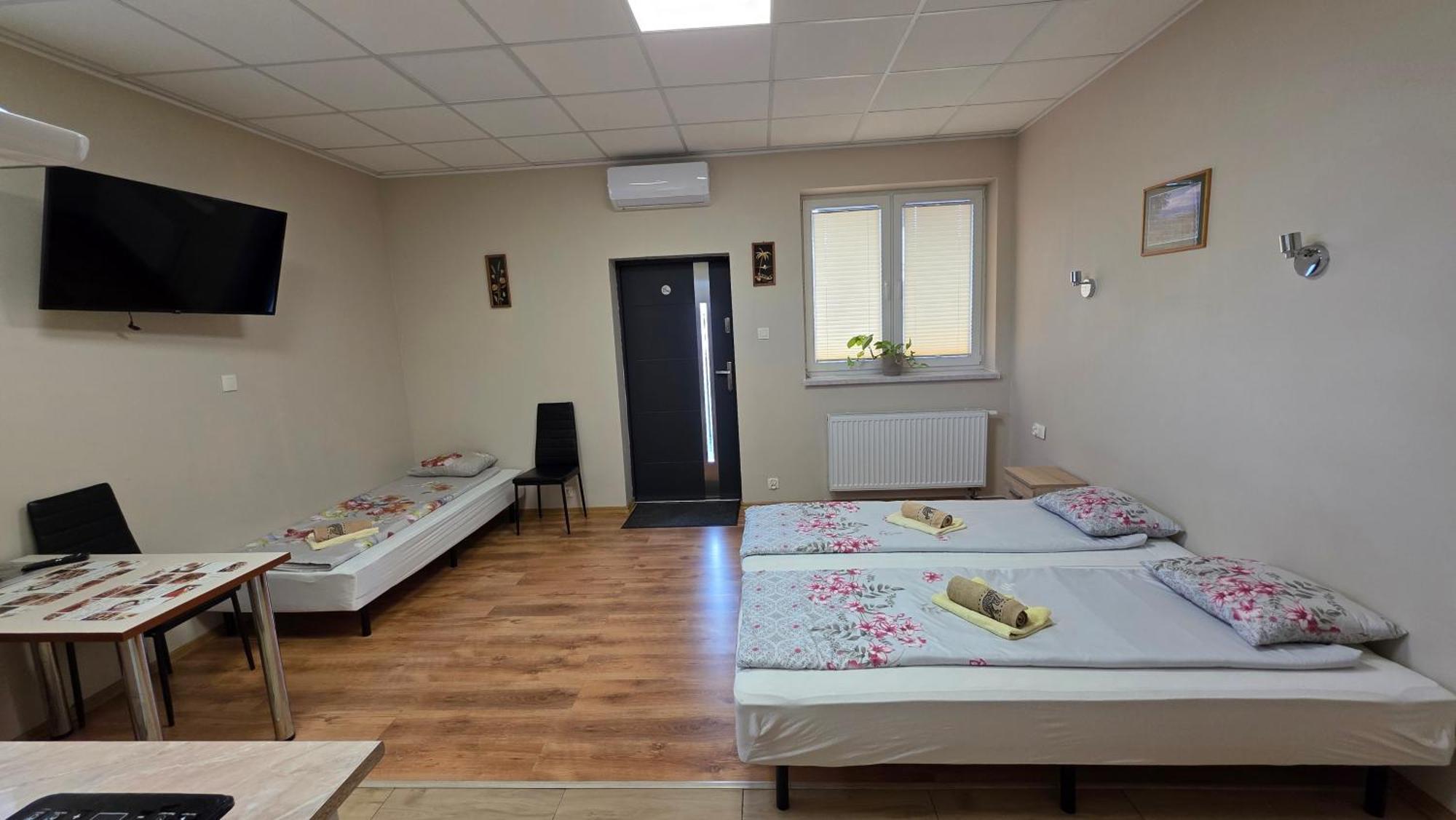 Nad Zalewem 500-163-489 Hotel Zegrze Poludniowe Kültér fotó